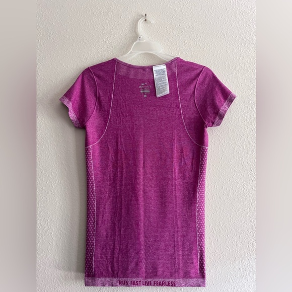 Nike Women’s Run Fast Live Fearless Dri-Fit Shirt - Picture 6 of 9